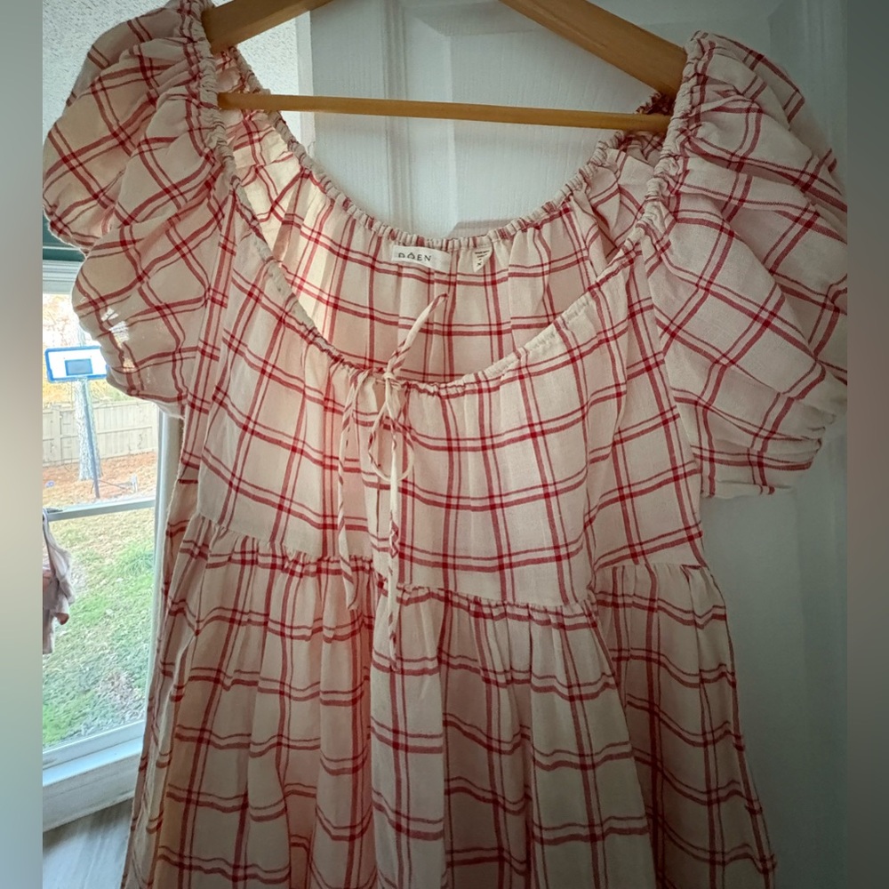 NWOT DOEN XS linen dress with puffed sleeves and adjustable neckline.